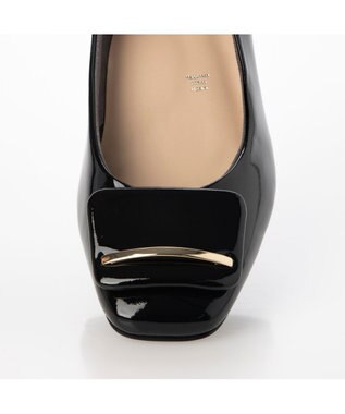 MODE ET JACOMO <MODE ET JACOMO>【レイン対応】バックルモチーフスクエアトゥパンプス ブラックエナメル