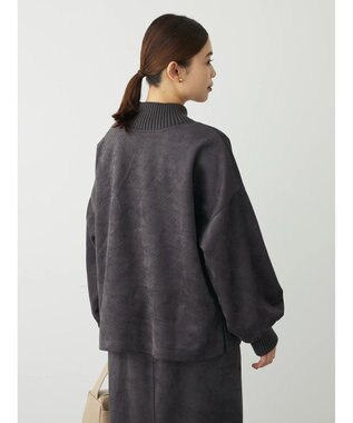 Green Parks ・ＥＬＥＮＣＡＲＥ　ＤＵＥ　エンボスプルオーバー Charcoal Gray