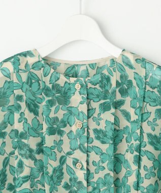 自由区 ハーバリウムフラワープリント ブラウス ベージュ×エメラルド