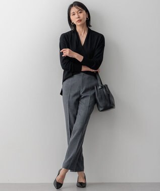 23区 【洗える】ウールライクカルゼ テーパードパンツ グレー系