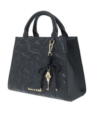 Maison de FLEUR チャーム付きリボンキルティングトートバッグ Black