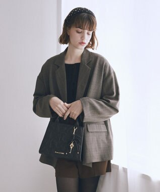 Maison de FLEUR チャーム付きリボンキルティングトートバッグ Black