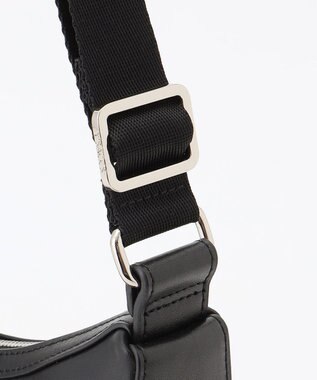 Y'SACCS イタリアンシープ　マルチポーチ付き　ホーボーバッグ ブラック