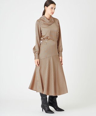 BEIGE， MABILLON / フレアスカート Peach x Ecru