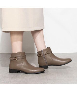 ing <ing>【撥水革】ベルトデザインフラットショートブーツ