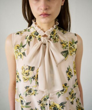 GRACE CONTINENTAL エスニックフラワー刺繍トップ ベージュ