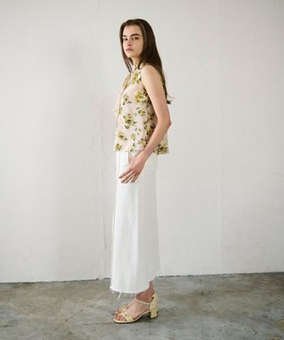 GRACE CONTINENTAL エスニックフラワー刺繍トップ ベージュ