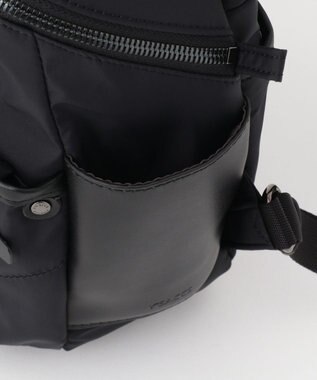 Y'SACCS 【ナイロンタフタ×リサイクルレザー】デイリーミニリュック ブラック