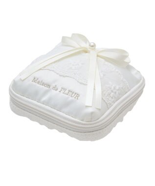 Maison de FLEUR レースフリルポーチ White