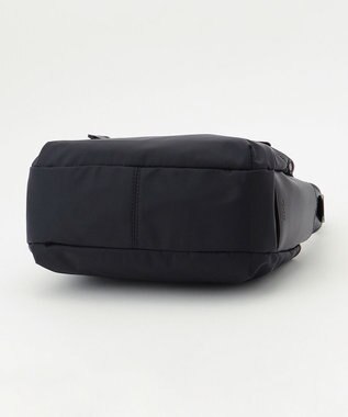 Y'SACCS 【ナイロンタフタ×リサイクルレザー】デイリーポシェット ブラック