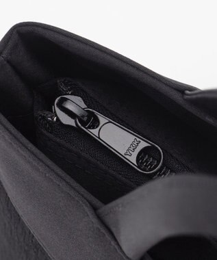 自由区 FORMAL 【日本製】米沢織 あおり式トート ブラック系