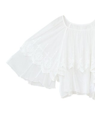 Green Parks ■ＥＳＣＡＲ　チュール刺繍ハンカチーフブラウス Off White
