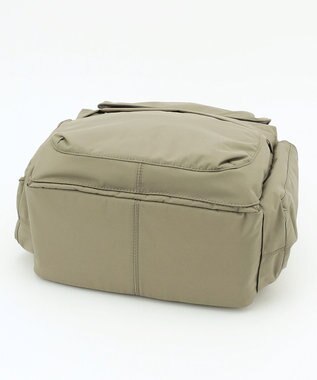 Y'SACCS カーゴポケット　リュックサック　Mサイズ カーキ