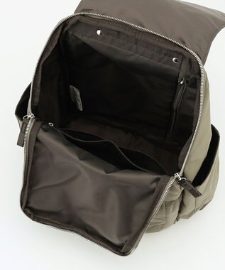 Y'SACCS カーゴポケット　リュックサック　Mサイズ カーキ