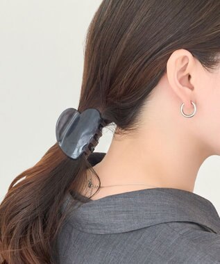  マーブルハートバンスクリップ　ブラック