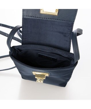 UNBILLION VERYコラボ ペルケ perche / 牛革フラップナイロンショルダーバッグ VERYコラボ ペルケ perche / 牛革フラップナイロンショルダーバッグ