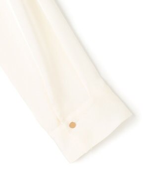 23区 カフスボタン サテンTEEブラウス アイボリー系