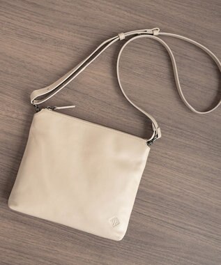 ACE BAGS & LUGGAGE ultma TOKYO アイオ ショルダーバッグ 11983 本革 サコッシュ トープ