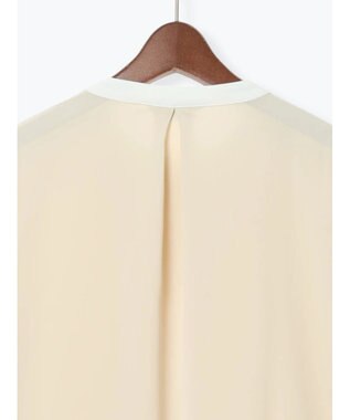 Te chichi パール釦配色タックブラウス ベージュ