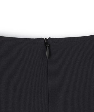 BEIGE， YANN / Vネックタックブラウス Black