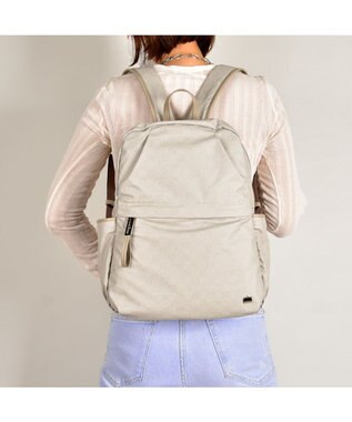 LA BAGAGERIE モノグラムデイリーバックパック アイボリー