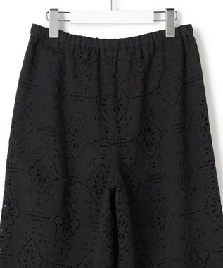 23区 【先行予約】ラッセルオーナメントレース ワイド パンツ ブラック系