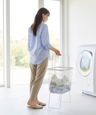 tower 折り畳み脚付きランドリーバスケット タワー ホワイト ホワイト