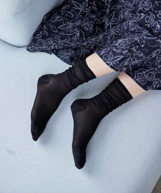 Tiaclasse シアー無地ソックス ブラック