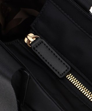 LA BAGAGERIE 【LA BAGAGERIE×HELLO KITTY】リボンチャーム付き　デイリートート　Mサイズ ブラック