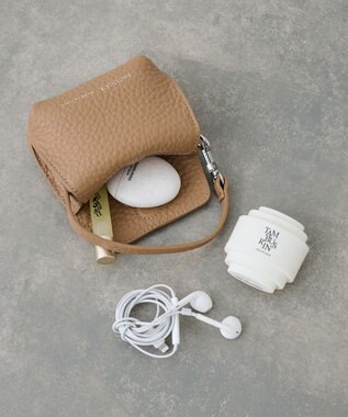 IACUCCI  ラーナ ミニチャーム ALCE キャメル