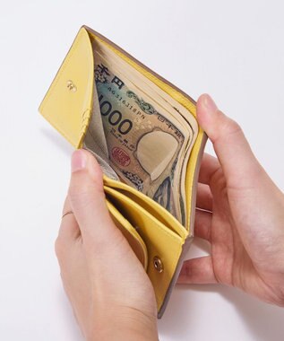 TOPKAPI 【TREASURE TOPKAPI】ソフトレザー ベルトデザイン 二つ折り財布 イエロー