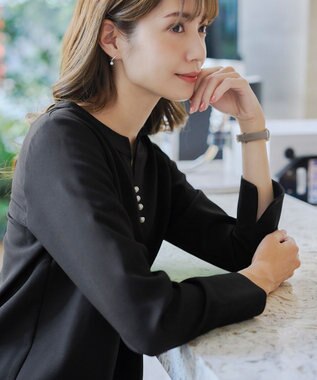 Tiaclasse 【ダブルストレッチ・洗える】スキッパーパールチュニックブラウス ブラック