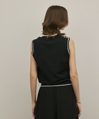 GRACE CONTINENTAL フラワープリントニットトップ ブラック