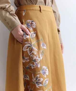 muuc 〈遠州織物の工場で織られた上質なコットン生地〉モクレン刺繍 後ろゴムあり フレアースカート（セットアップ可能） イエロー×ホワイト