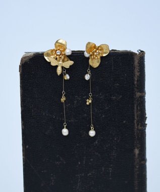 monshiro 【2WAY/スワロフスキー】シュウカイドウニハチライン ピアス