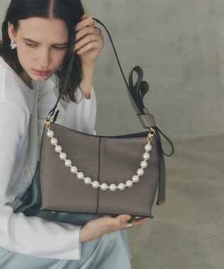 YECCA VECCA パールチャーム付きリボンベルトバッグ Charcoal Gray