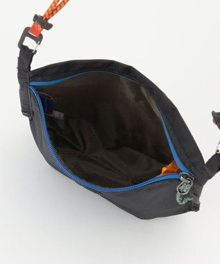 JOSEPH ABBOUD MOUNTAIN COTOPAXI LISTA 2L CROSS BODY BAG サコッシュ ブラック系