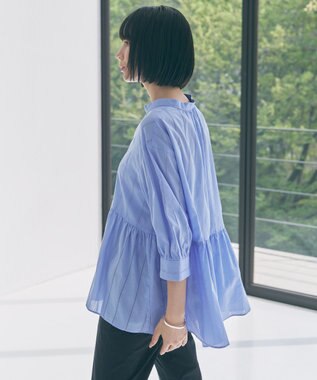 UNFILO ペプラム ギャザーブラウス サックス