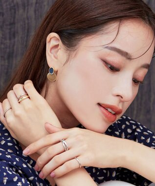 Tiaclasse 2トーンピアス ネイビー×キャメル