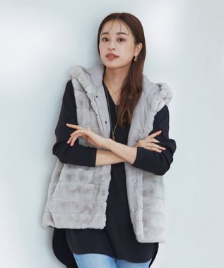 Tiaclasse 【2WAY】着回し自由のリバーシブルキルトフェイクファーベスト グレー