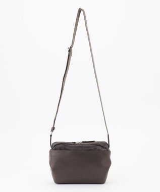 Y'SACCS シルキーリュクスショルダーバッグ