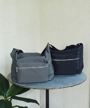 Maison de FLEUR ファスナーショルダーバッグ Black