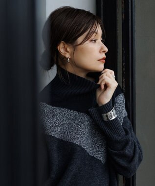 ICB L ソフトカシミヤミックス インターシャ ハイネックニット ブラック系