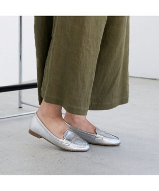 ing <ing>【WEB限定】レザーコインローファー シルバー