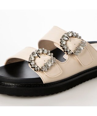 MODE ET JACOMO <carino>厚底ビジューバックルサンダル アイボリー