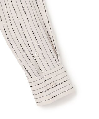 ICB 【新色追加・WEB限定】BackSatinAmunzen キーネックブラウス トープベース×ストライプチェーン柄