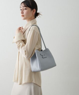 IACUCCI 【再予約スタート】センティエーロ ミニトート CERVO ライトグレー