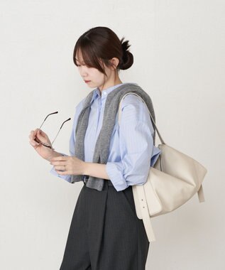 russet トライアングルショルダーバッグ(CE-1675) Ivory