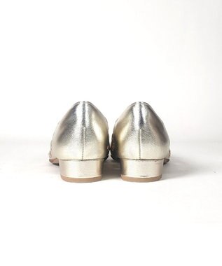 Dominic3 レーザーカット Vカットパンプス ブラック