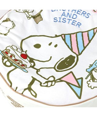 PET PARADISE 【限定250個】スヌーピー 限定 バースデー クッション 白~オフホワイト
